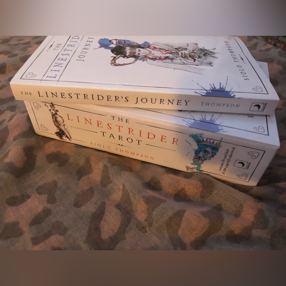✨The Linestrider Tarot Deck Set with book and magnetic box✨